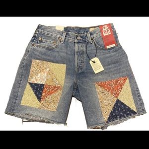 New Levi’s 501 Quilt Patch 150th Anniversary Shorts Size 27 90’s Jean Shorts